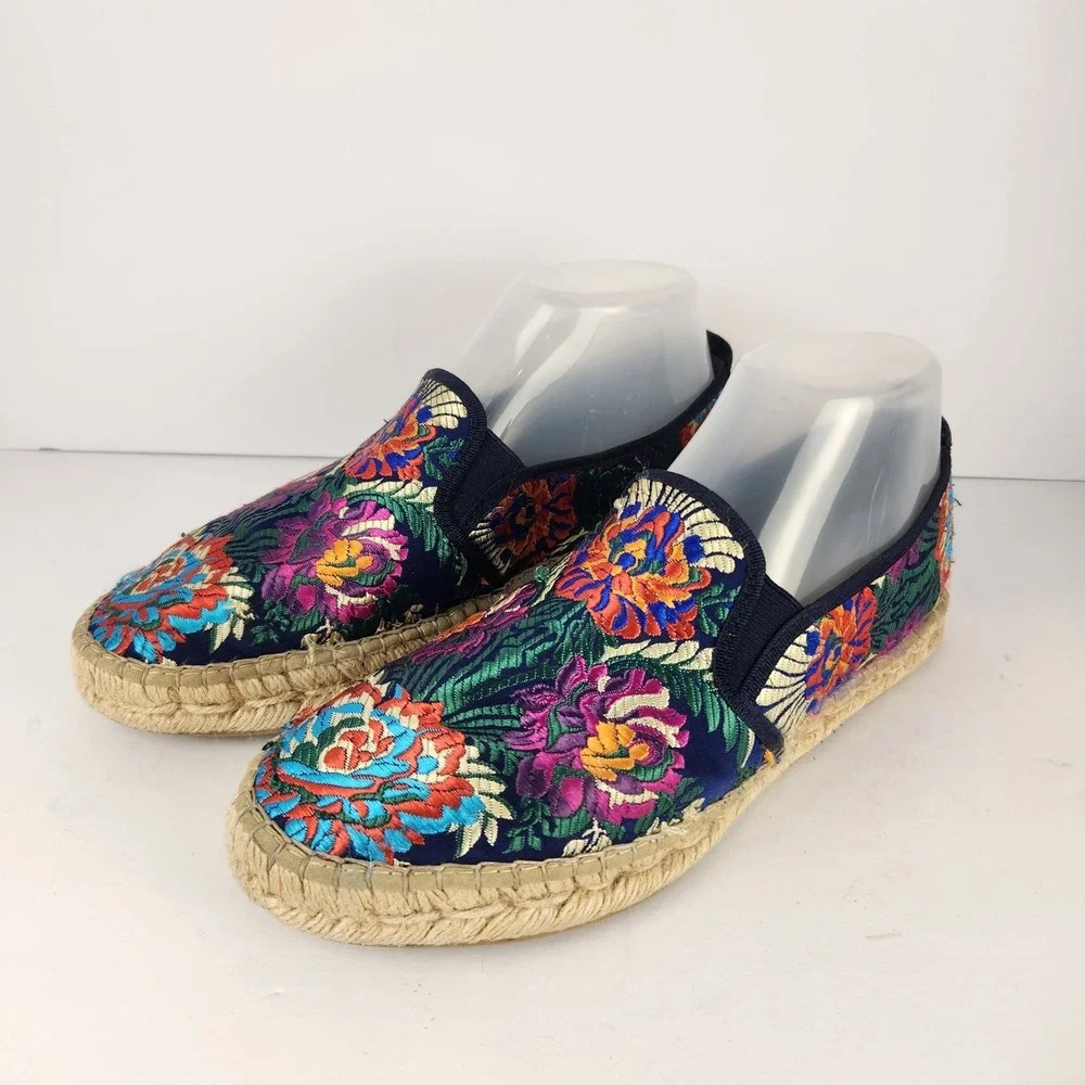 Fabiolas Women's Floral Embroidered Colorful Flat Espadrilles Size 39 (8-8.5)‎
